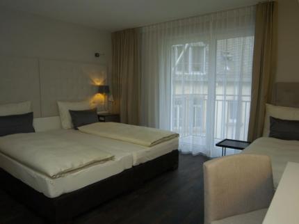 Europa Style Hotel Frankfurt am Main Baseler Str. 19