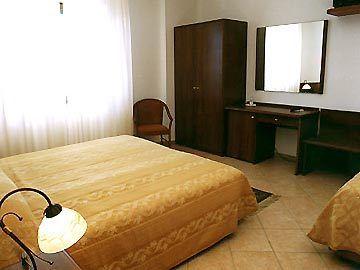 Hotel Cuor Di Puglia Alberobello Via M Viterbo 3 70011 Alberobello Italy