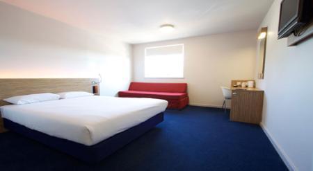 Travelodge Hotel Spalding Springfields Outlet Centre Camel Gate