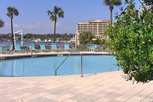 ResortQuest Vacation Rentals Harbor Landing Destin 725 Gulf Shore Drive