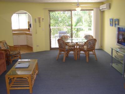 Scalinada Apartments Gold Coast 22 Woodroffe Avenue, Main Beach