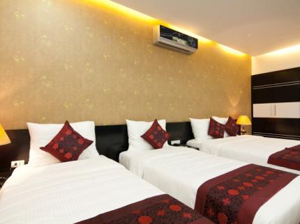 Hanoi Spring II Hotel 38 Au Trieu Street, Hoan Kiem District