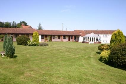 Apple Tree Hotel Bridgwater Keenthorne Nr Nether Stowey