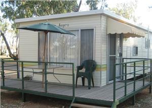 Apex RiverBeach Holiday Park Accommodation Mildura 435 Cureton Ave (western end)