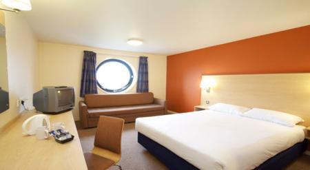 Travelodge Hotel Fort Dunlop Birmingham Fort Parkway, Erdington