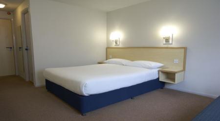 Travelodge Hotel Barnsley Stairfoot Roundabout, Doncaster Road