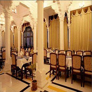 Hotel Sheesh Mahal Orchha Orchha