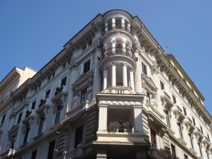 Le Petit Hotel Rome Via Torino 122