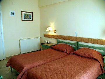 Hotel Danae Aegina Kazantzaki 43