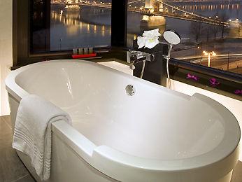 Sofitel Chain Bridge Hotel Budapest Roosevelt Ter 2