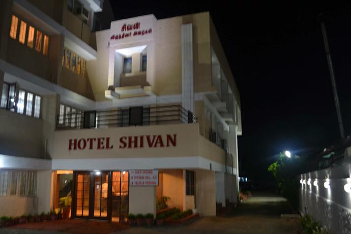 Hotel Shivan No. 122 A Mahatma Gandhi Road (Opp to Bus Terminus )