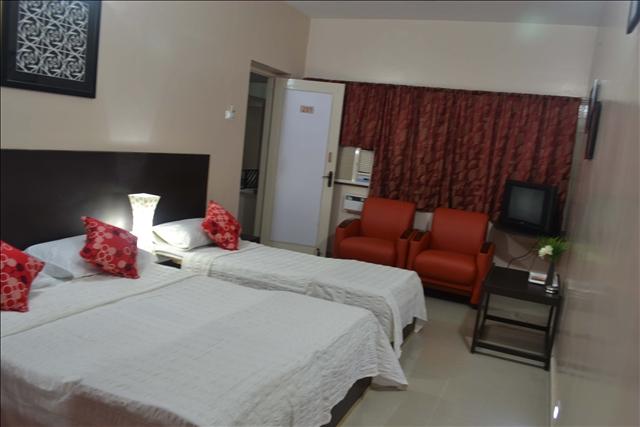 Hotel Shivan No. 122 A Mahatma Gandhi Road (Opp to Bus Terminus )