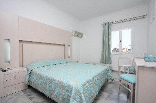 Narges Hotel Alyki Aliki