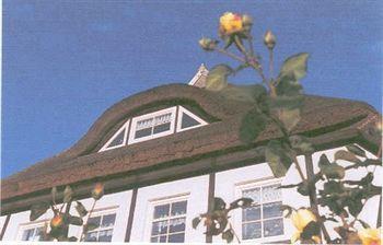 Ferienhaus Rohrdachhus Middelhagen Dorfstrasse 7