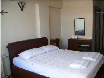 Ekin Hotel Kusadasi Kadinlar Denizi Cad. No. 75