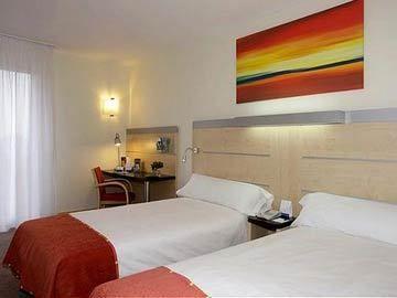 Holiday Inn Express Girona Salt Cami Dels Carlins 10