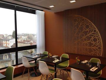 Holiday Inn Garden Court Reims City Centre 46 Rue Buirette