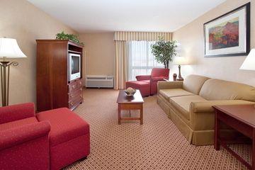 Holiday Inn Cheyenne 204 West Fox Farm Road