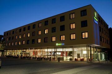 Holiday Inn Express Singen Am Schlossgarten 5