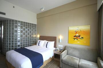 Holiday Inn Express Changjiang Suzhou No. 199 Changjiang Road