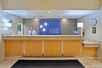 Holiday Inn Express Hotel & Suites City Center Sea 226 Aurora Avenue North