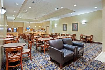 Holiday Inn Express Hotel & Suites City Center Sea 226 Aurora Avenue North