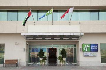 Holiday Inn Express Jumeirah Dubai Jumeirah Road PO Box 71256