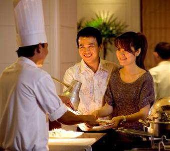 InterContinental Hotel Phnom Penh 296, Boulevard Mao Tse Toung