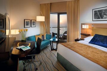 Moevenpick Hotel Jumeirah Beach Dubai Jumeirah Beach Residence
Marina Dubai