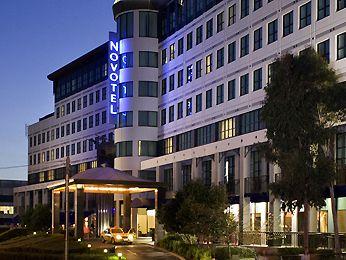 Novotel Hotel Glen Waverley Melbourne 285 Springvale Road Glen Waverley