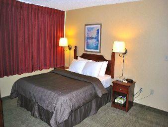 Days Inn South Calgary 3828 Macleod Trail South East