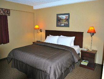 Days Inn South Calgary 3828 Macleod Trail South East