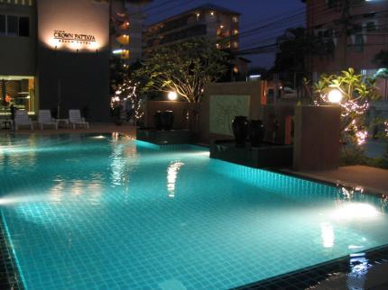 Crown Pattaya Beach Hotel 436/11-13 Moo 9 Beach Road Soi 1