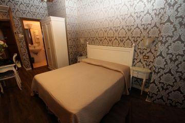 Hotel Bridge Venice Campo San Filippo e Giacomo 4498