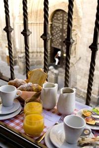 Hotel Palacio Valderrabanos Avila Plaza de la Catedral 9