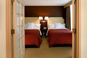 Sheraton Suites Elk Grove Village 121 Northwest Point Boulevard