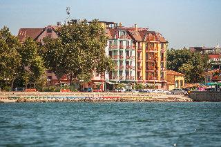 St. George Hotel Pomorie 15 Yaworov Street