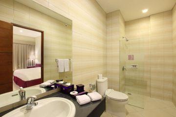 Quest Hotel Kuta Central Park Bali Jl. Patih Jelantik, Kuta