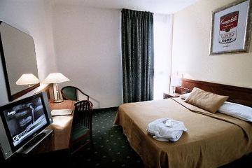 Euro Hotel Cascina Viale Europa 6