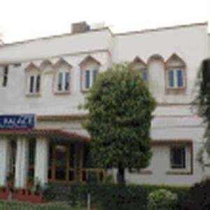 Hotel H.R. Palace D-157 A, Kabir Marg, Bani Park