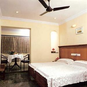 Hotel Park View Chennai 125 Valluvarkottam High Road Nungambakkam