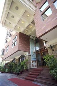 Hotel Tunga Paradise Mumbai P 16, MIDC Central Road, Andheri East