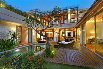 The Akasha Villa Bali Jalan Batu Belig 999AB Kerobokan, Kuta