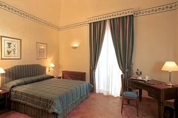 Hotel La Ville Catania Via Claudio Monteverdi 15