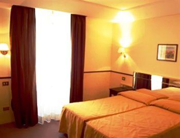 Hotel Garda Rome Via Lombardia 30