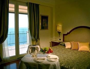 Grand Hotel San Pietro Taormina Via Pirandello, 50