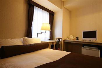 Shin Kokusai Hotel Yokohama 3-18-1, Shin-yokohama, Kohoku-ku