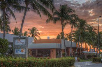 Ocean Breeze Hotel Acapulco Ave. Costera de las Palmas 1121