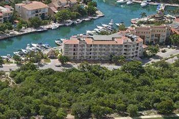 Encanto Aventuras Club All Suites Resort Puerto Aventuras Bahia Xcacel # 7 Mza. 32, Lotes 1,2,3, y 4