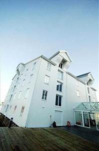 Thon Hotel Kristiansund Fiskergaten 12